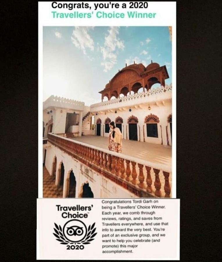 Tordi Garh Hotel Malpura  Esterno foto